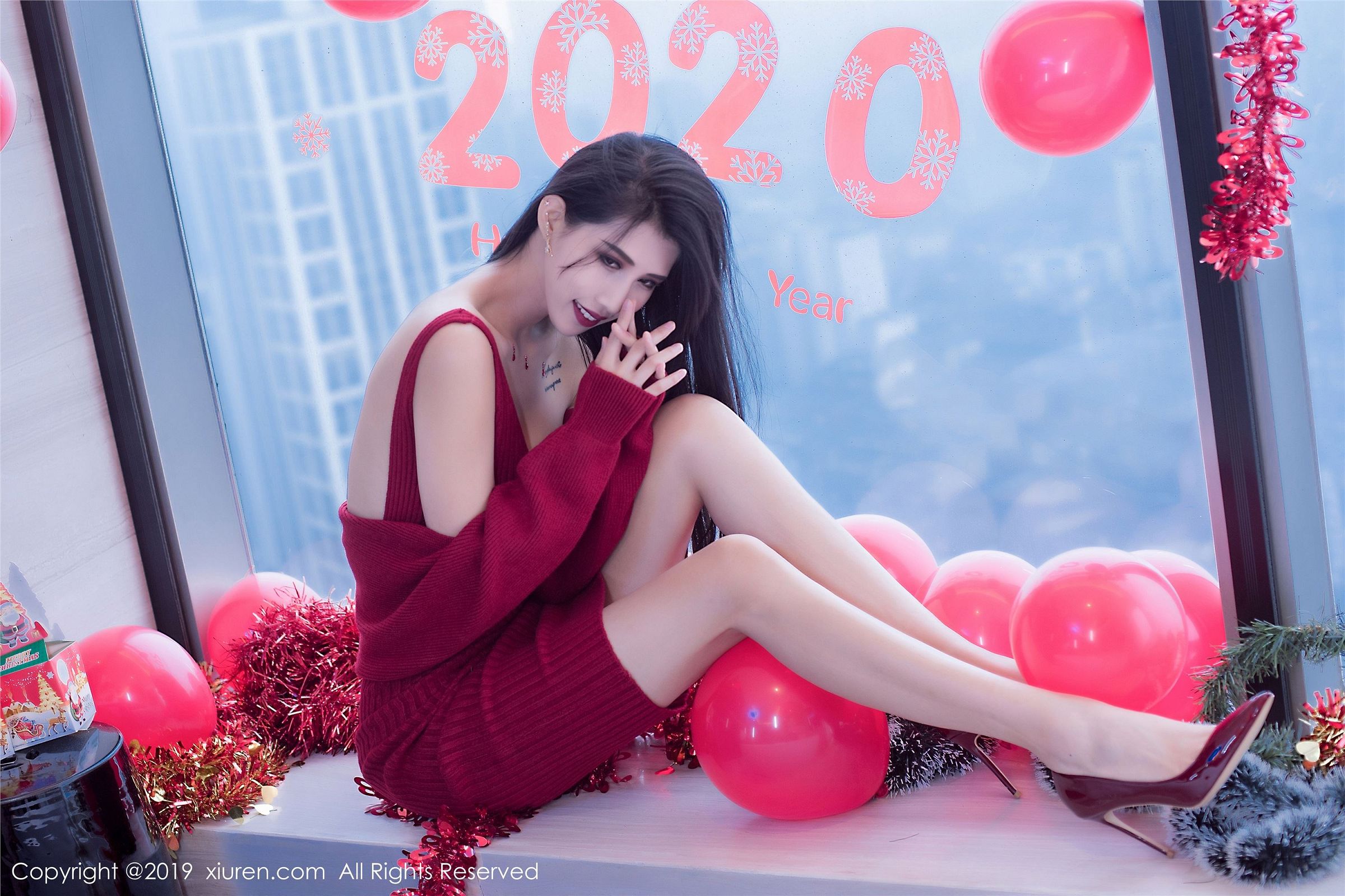 [秀人XIUREN] 2019.12.23 NO.1871 黑色蝴蝶结轻纱圣诞装 葛征Model